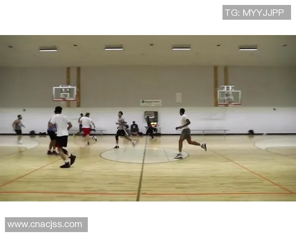 上海篮球队在挑战赛中的速度表现分析与战术探讨 上海篮球队在挑战赛中的速度表现分析与战术探讨