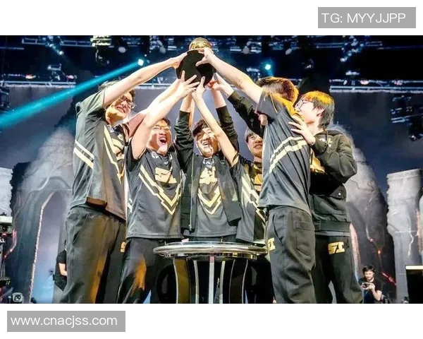 RNG战队转型之路揭秘:从辉煌到重塑的挑战与机遇